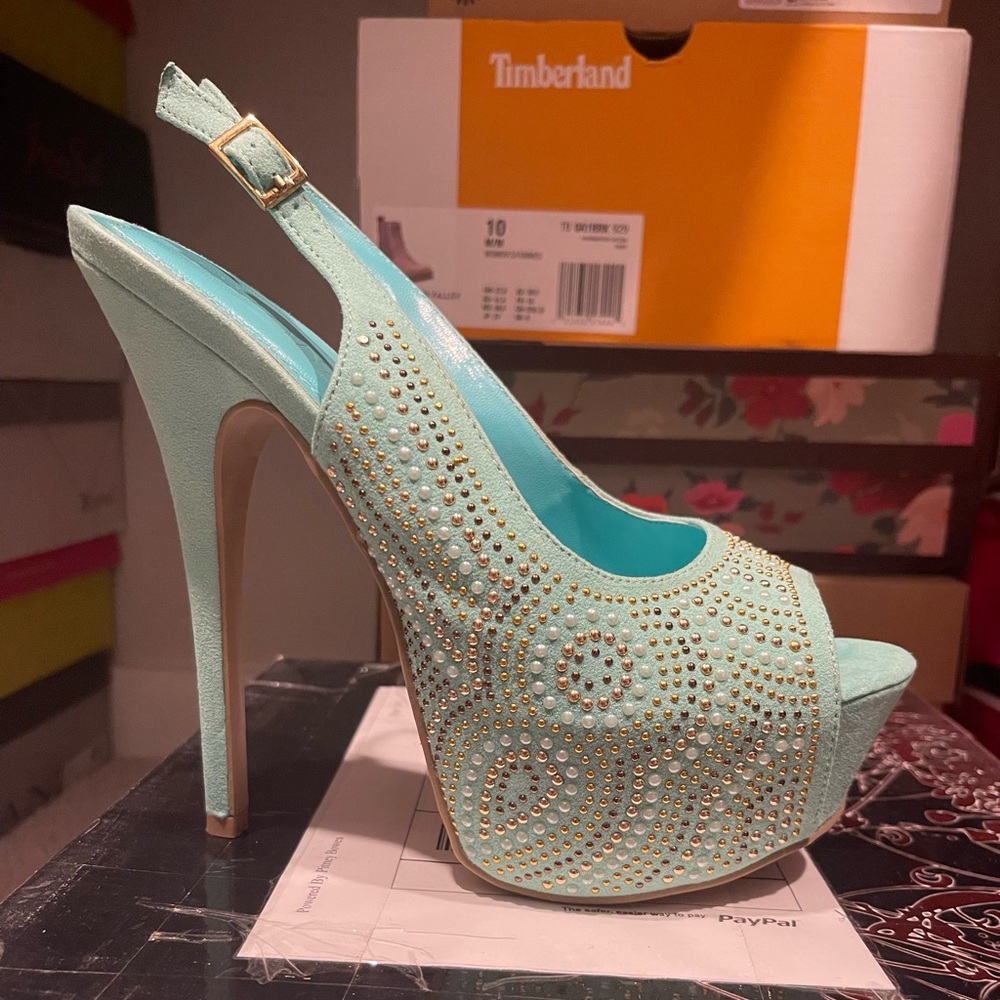 Mint stiletto